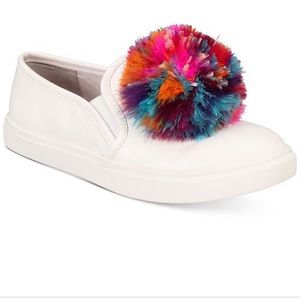 Betsy Johnson Trixie Pom Pom shoe size 8.5